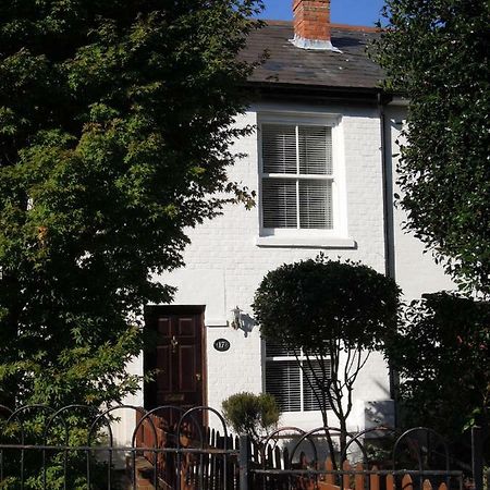 Pretty Victorian Cottage Портцмаус Экстерьер фото